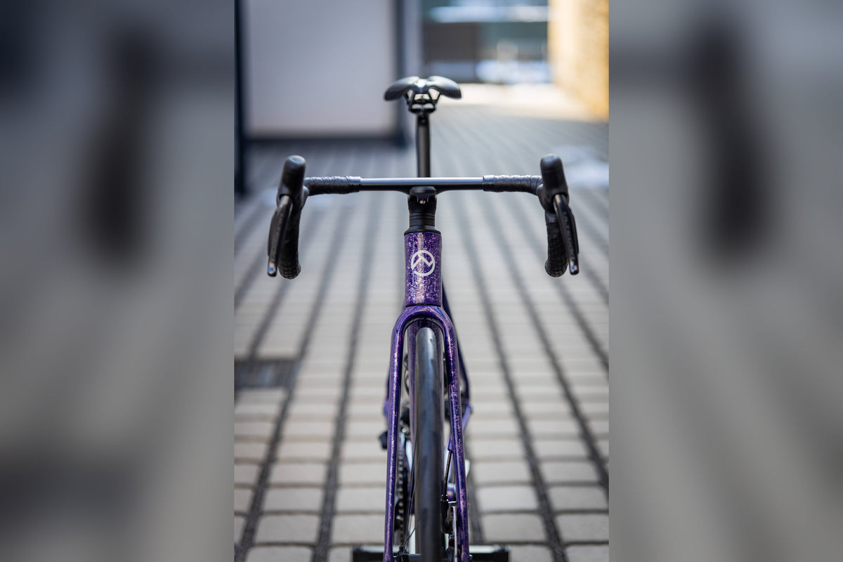 Officine Mattio Granfondo Myst Serpentinite, vel. 50, pohled zepředu na řídítka