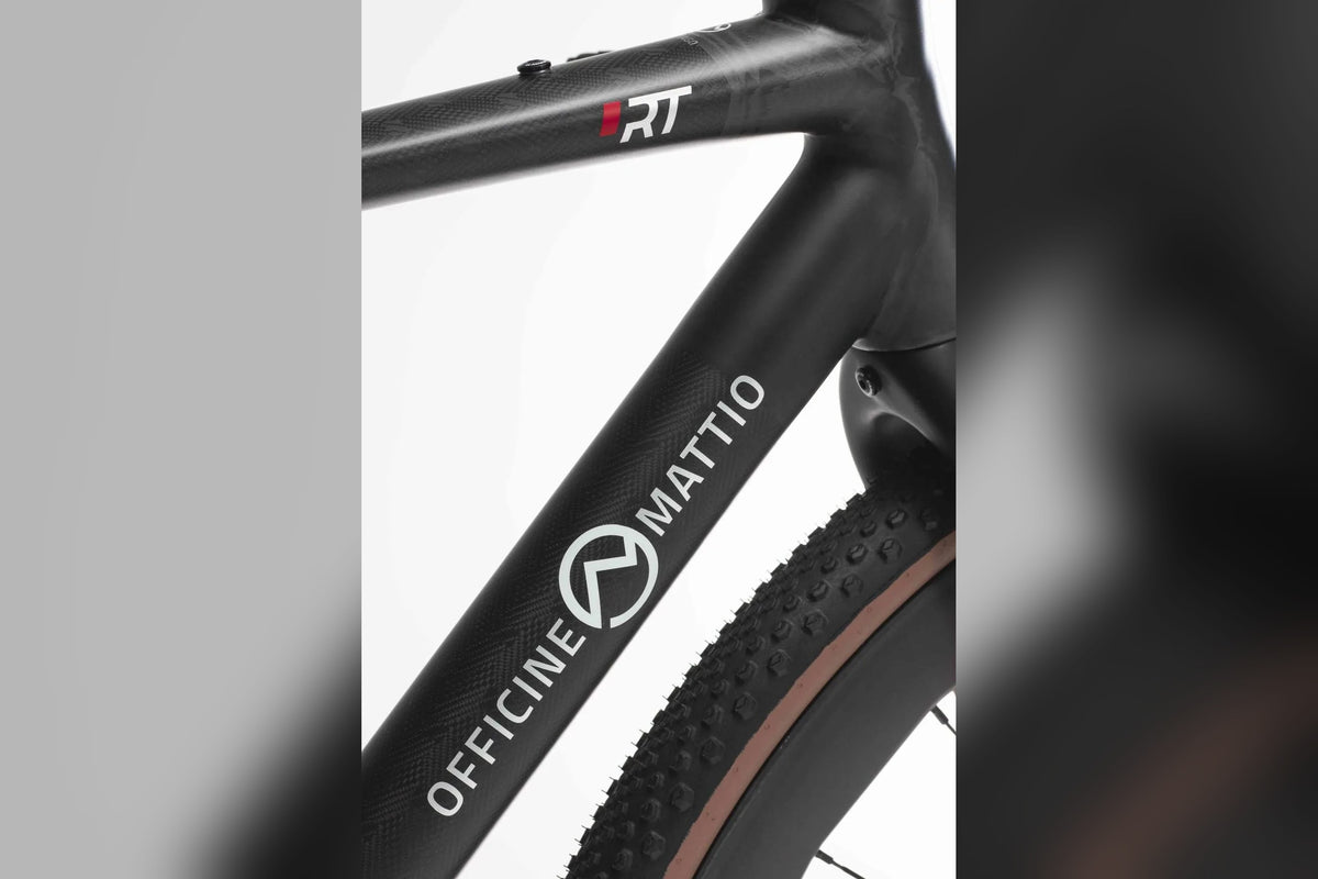 Officine Mattio Santiago RT, detail loga RT na rámu