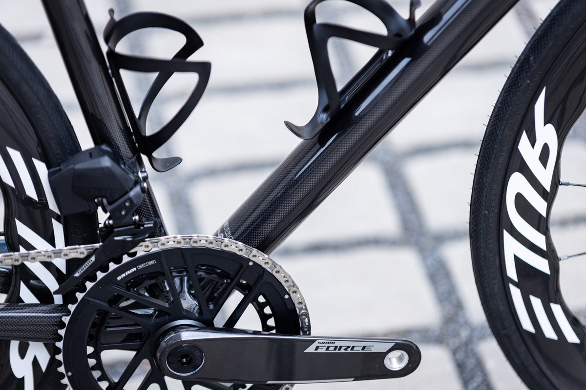 Officine Mattio SL Raw Carbon, vel. 54, pohon a košík na láhev