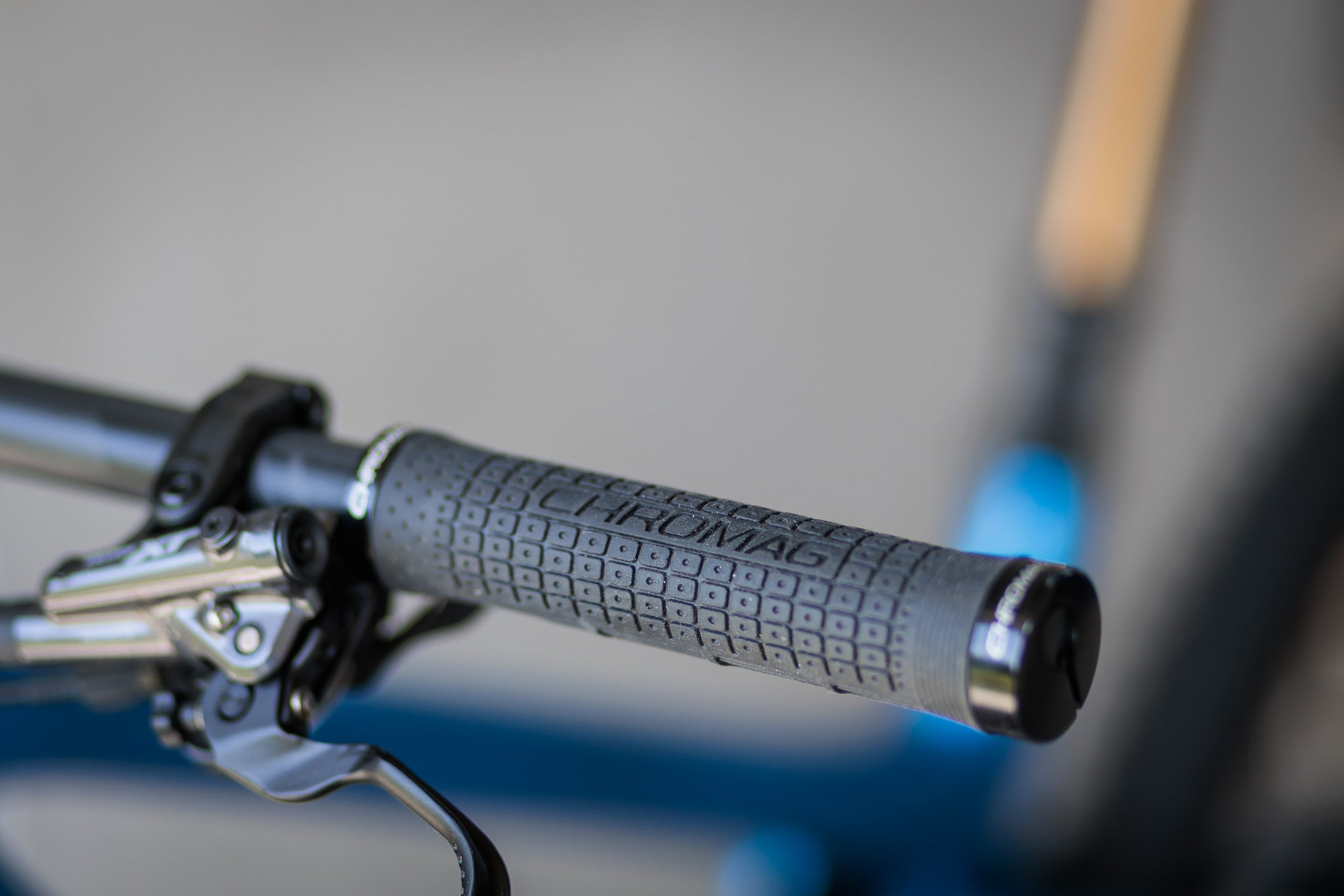Pivot Switchblade velikos L