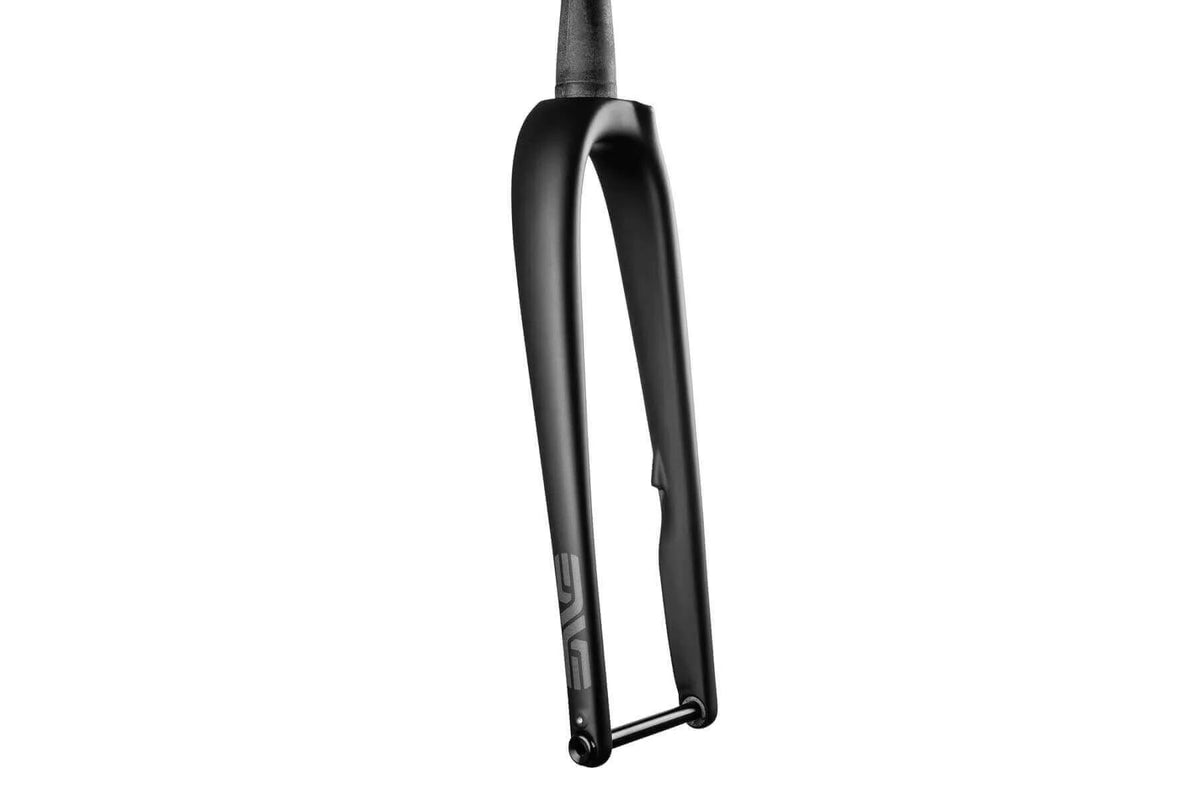 ENVE Gravel Disc, karbonová vidlice, zepředu šikmo