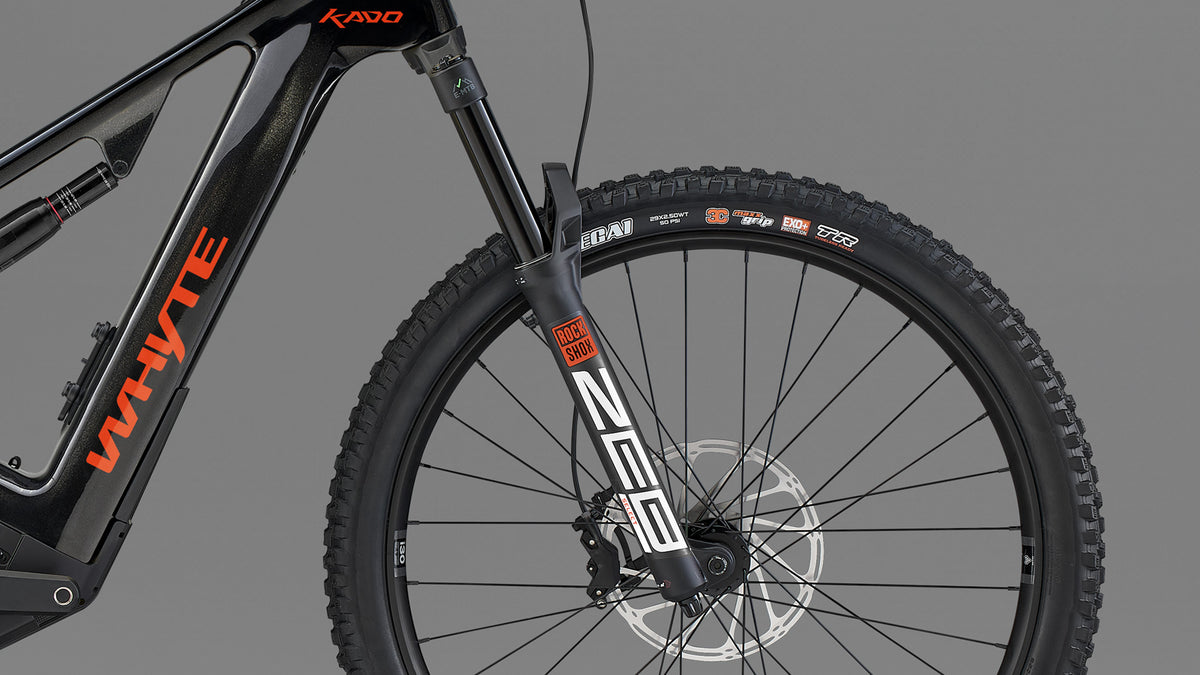 Whyte Kado RS, Monarch black, detail vidlice