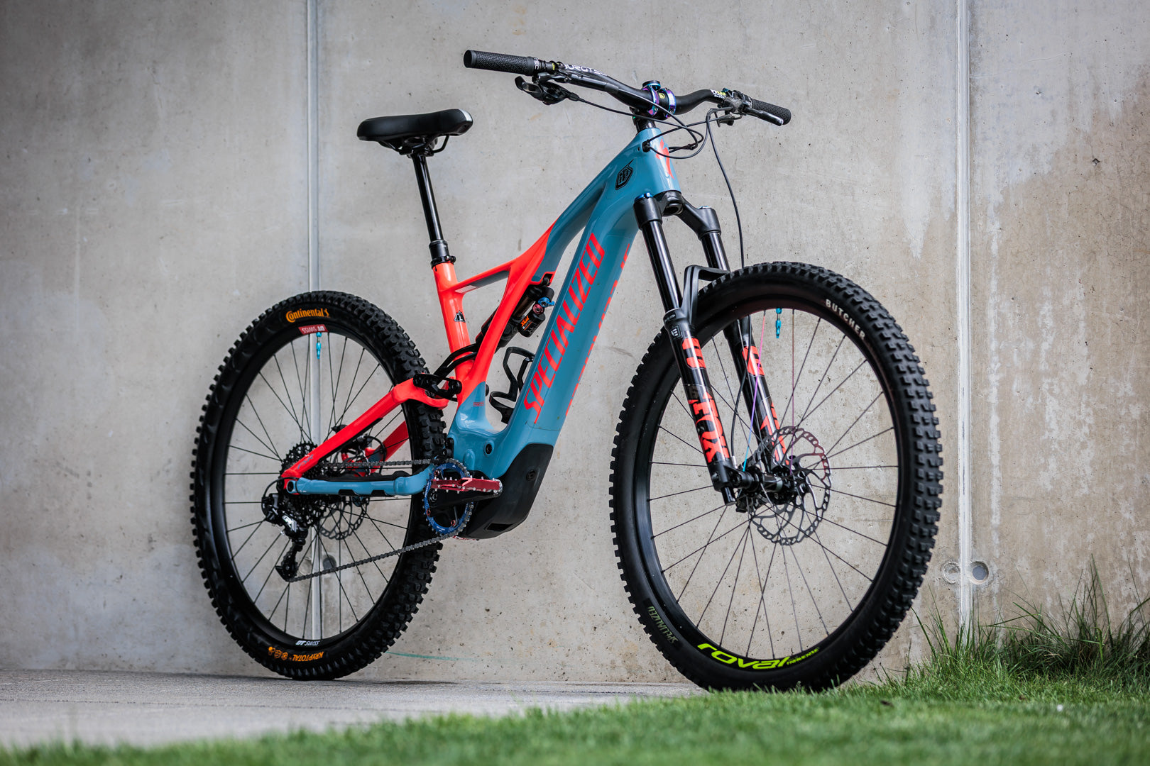 Specialized LEVO velikost L