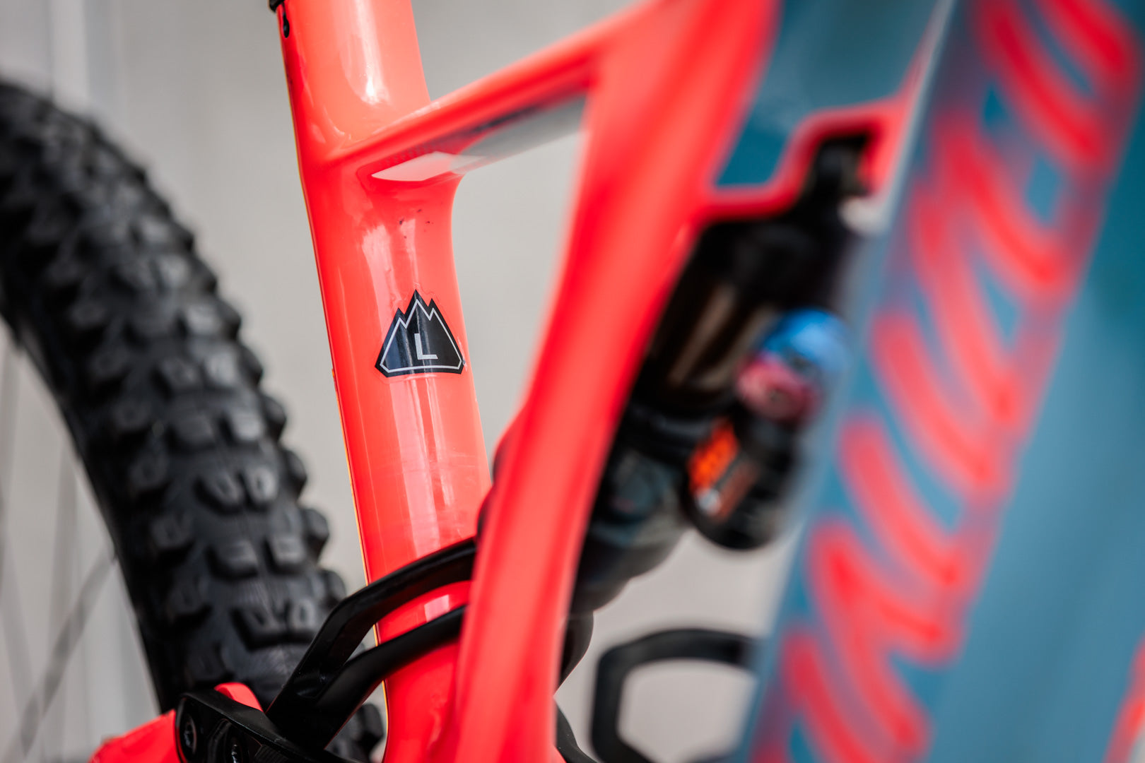 Specialized LEVO velikost L