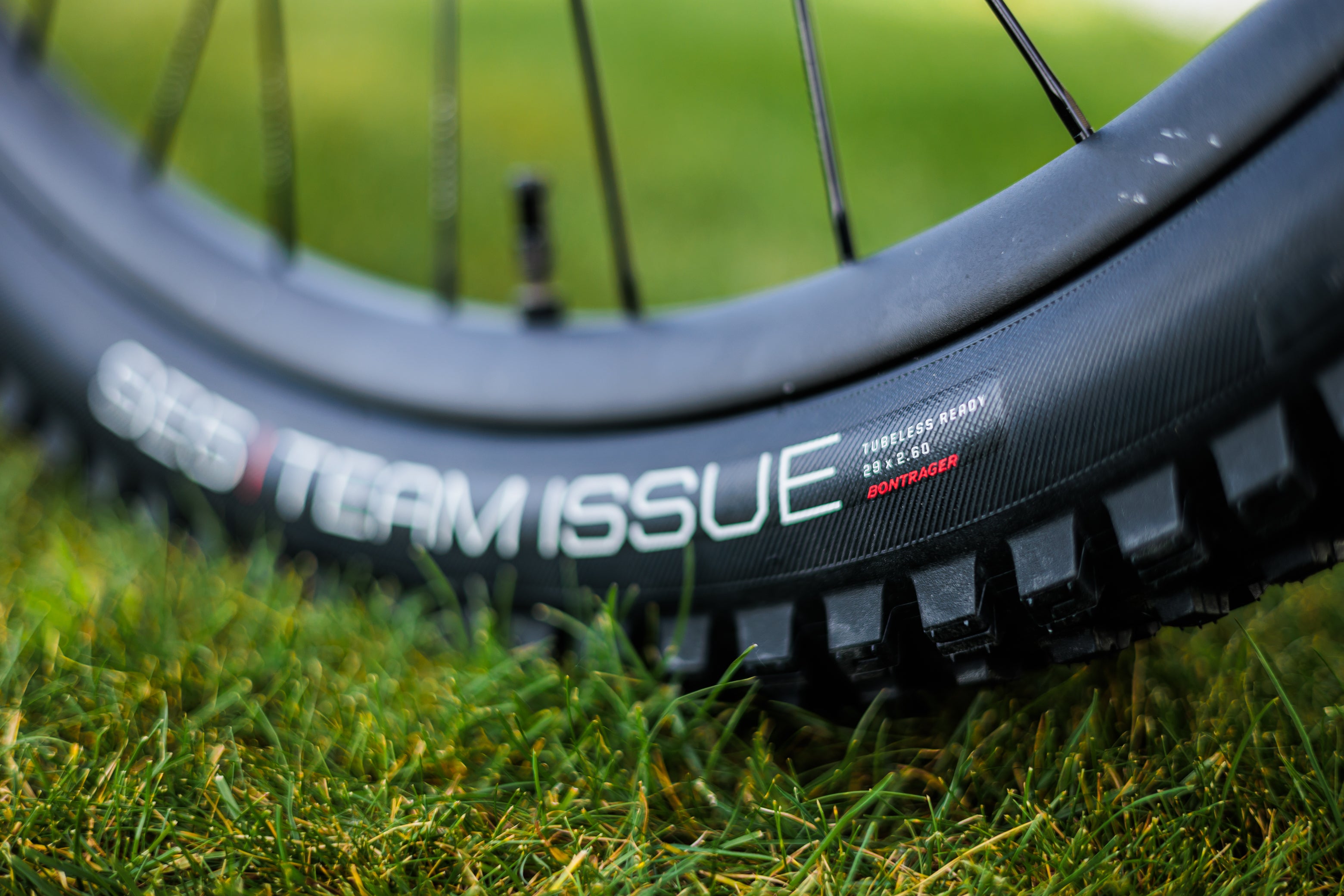 Santa Cruz Megatower velikost M