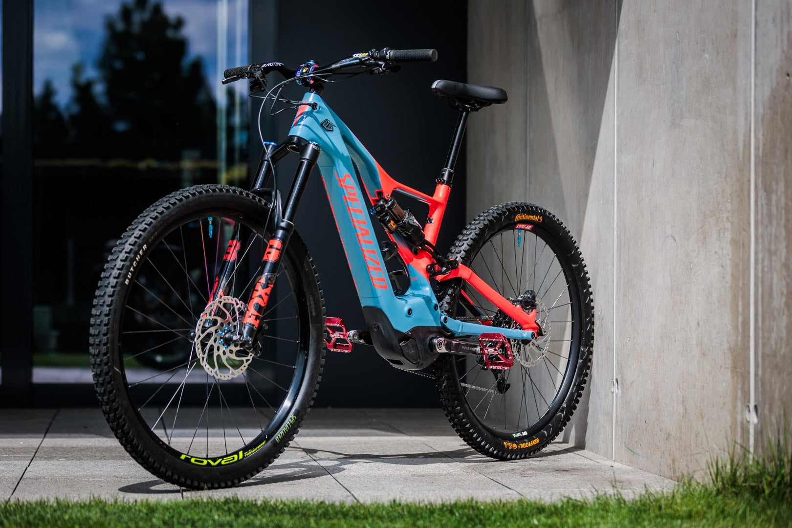 Specialized LEVO velikost L