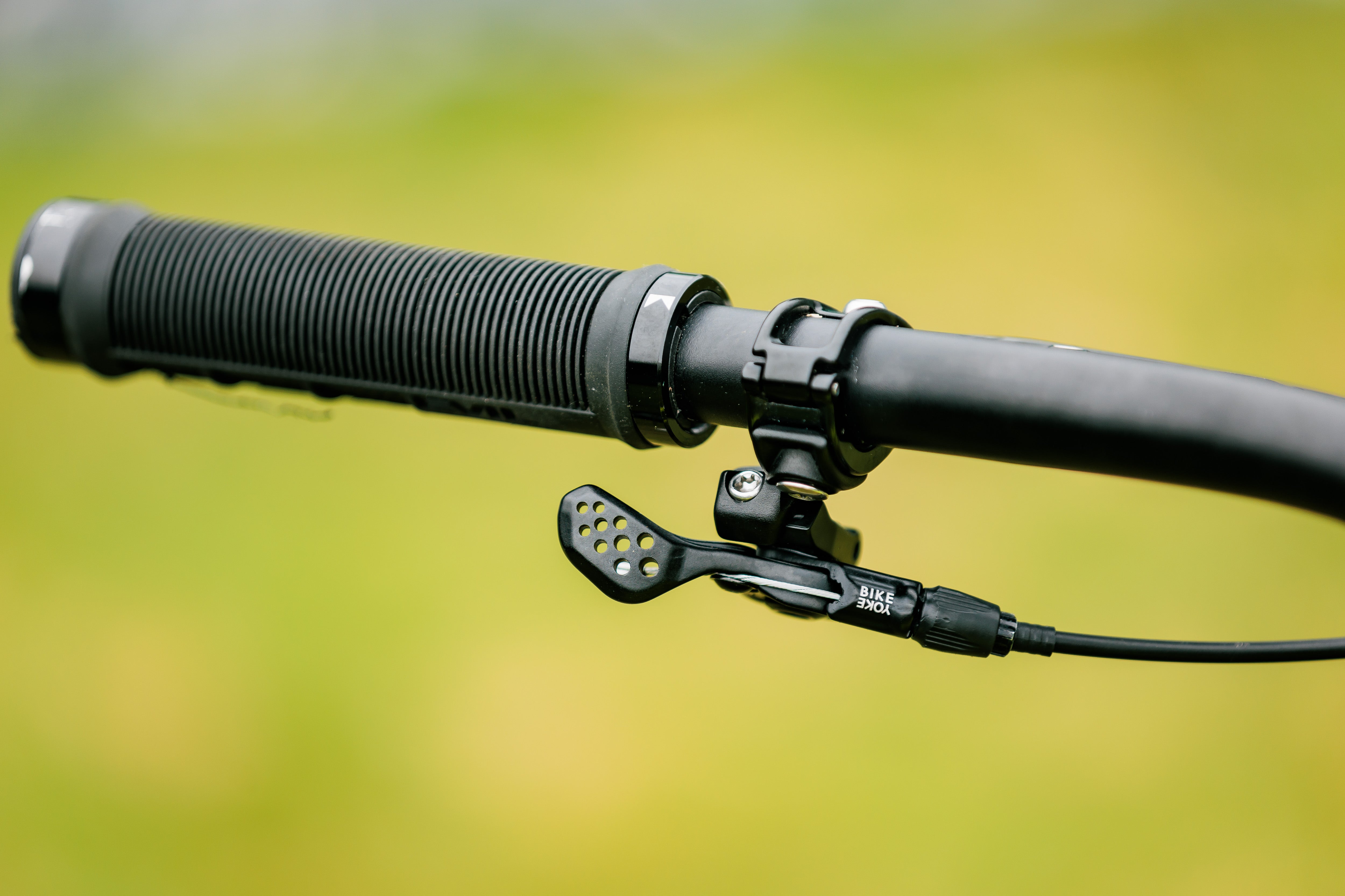 EVIL Offering 650B velikost M