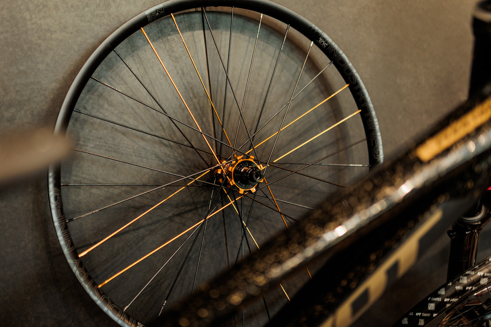 Hliníkové výplety Industry nine - úplně nové