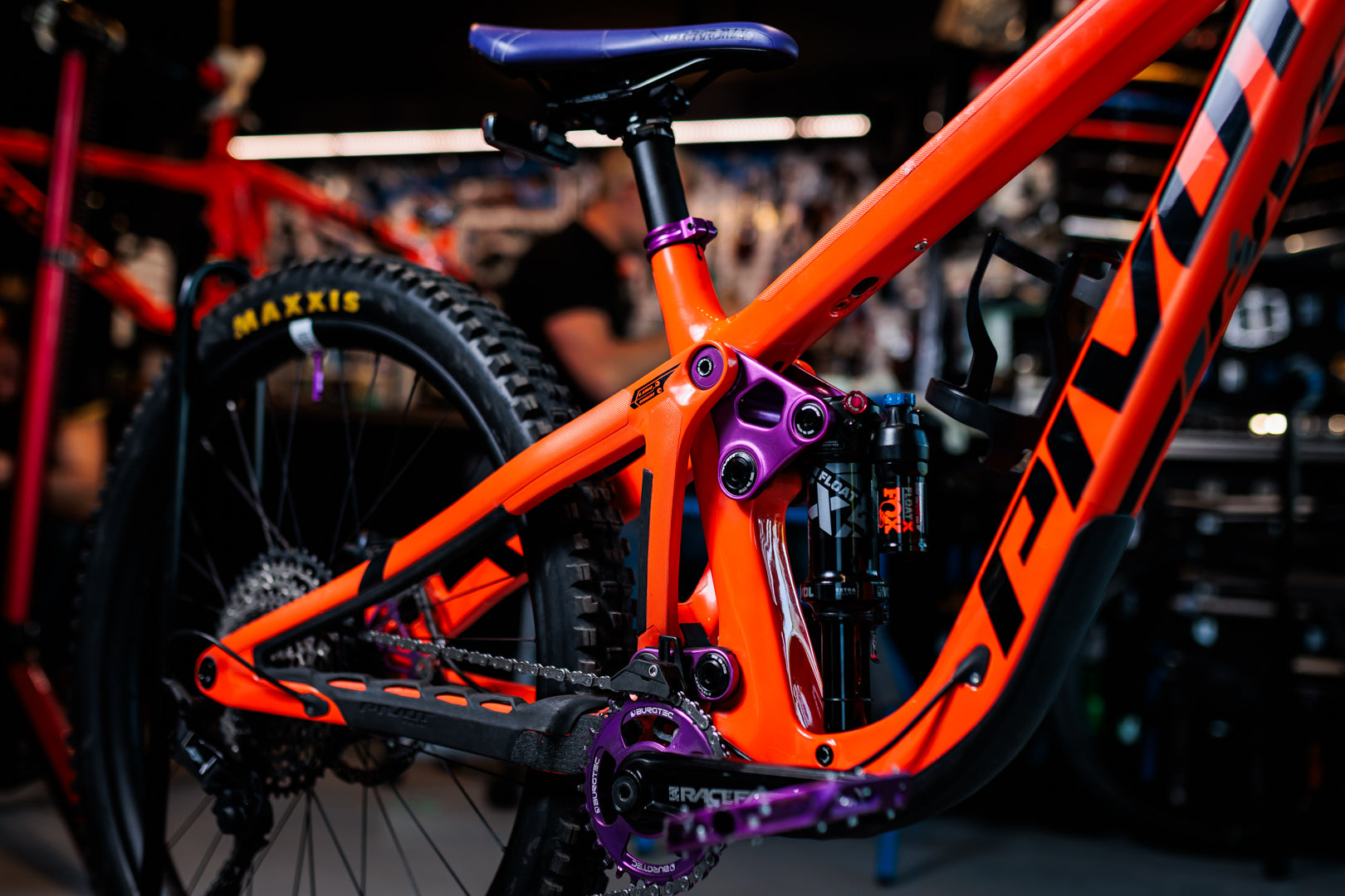 Pivot Firebird velikost S