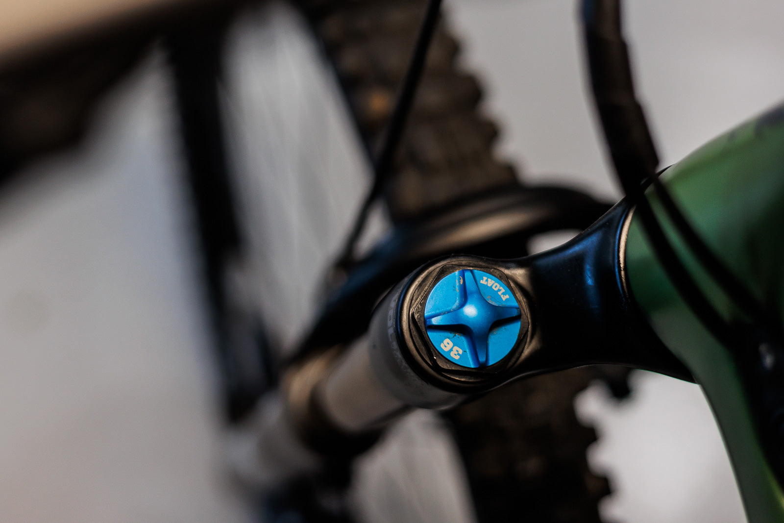 Pivot Shuttle AM 2022 velikost L