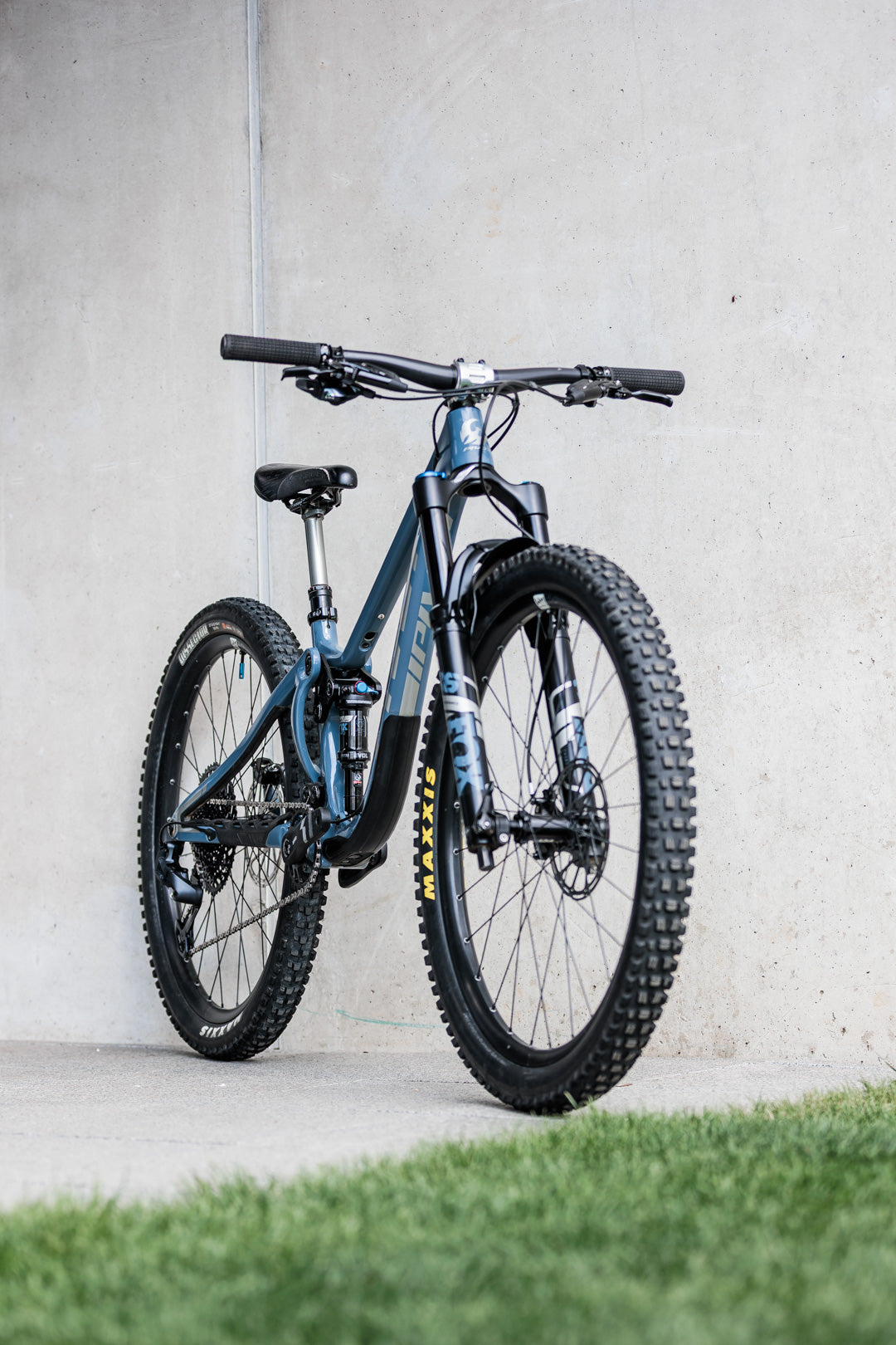 Pivot Shadowcat velikost XS