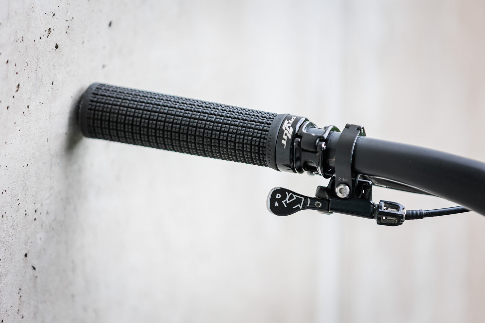 Pivot Shadowcat velikost XS