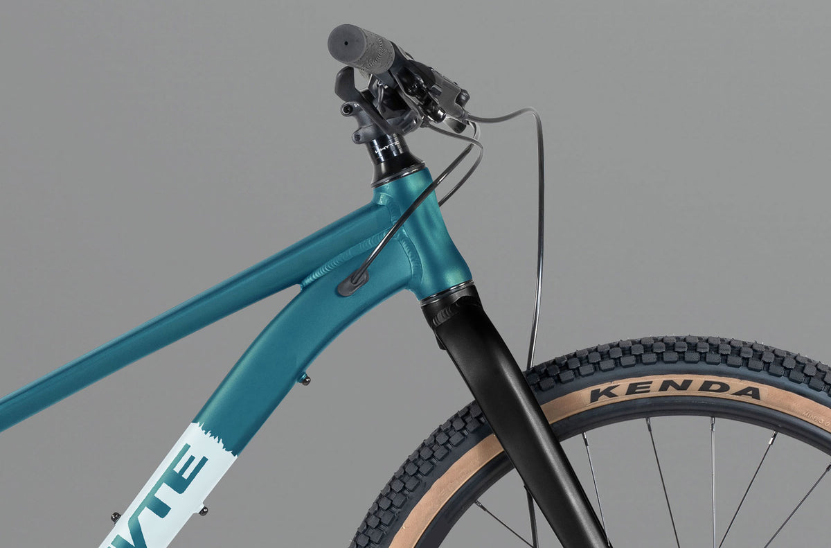 Whyte Secta 24, Aquamarine, detail vidlice