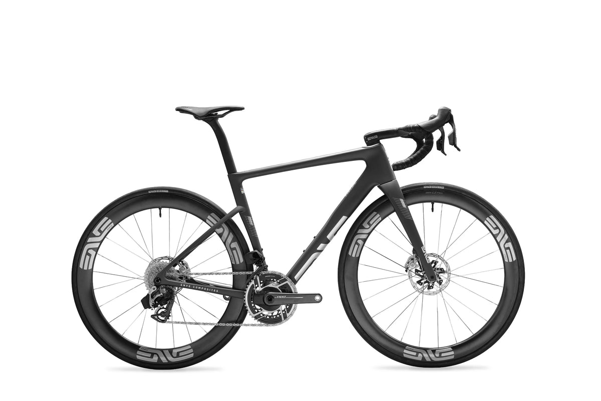 ENVE Melee v2, UL Black, z boku #Barva_UL Black