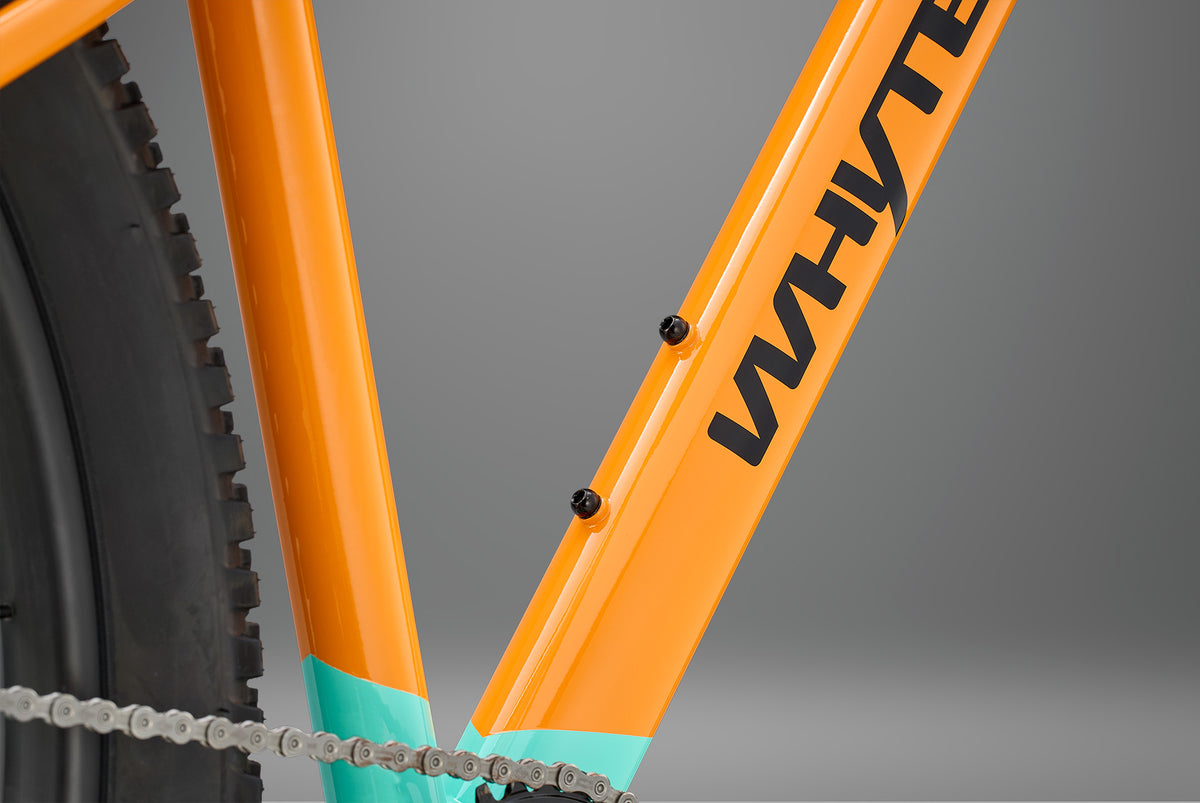 Whyte Secta S, Coral orange, úchyty na láhev