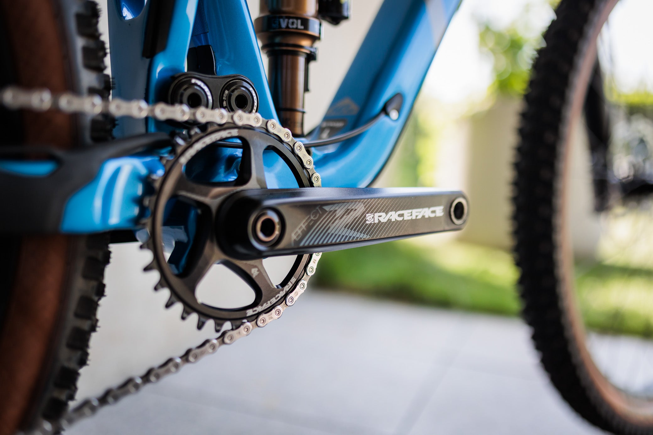 Pivot Switchblade velikos L