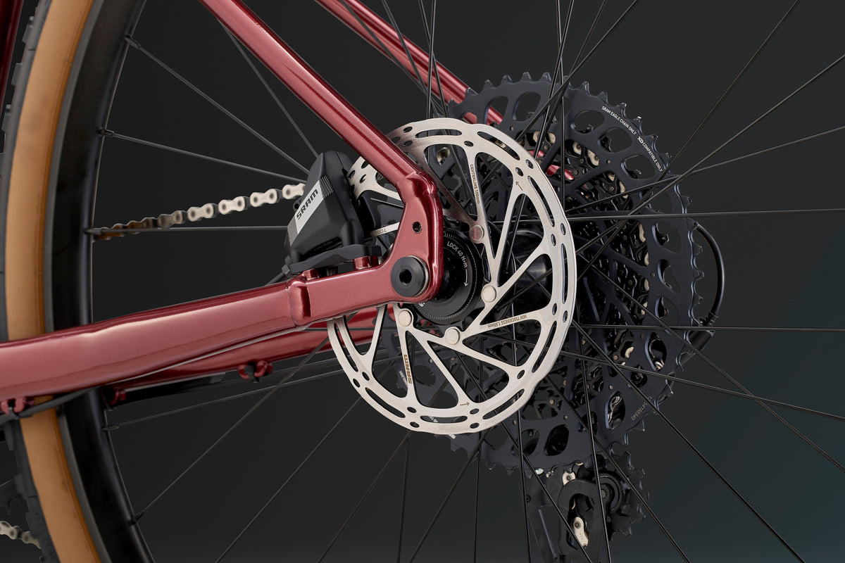Whyte Verro, Flame red, detail zadní brzdy