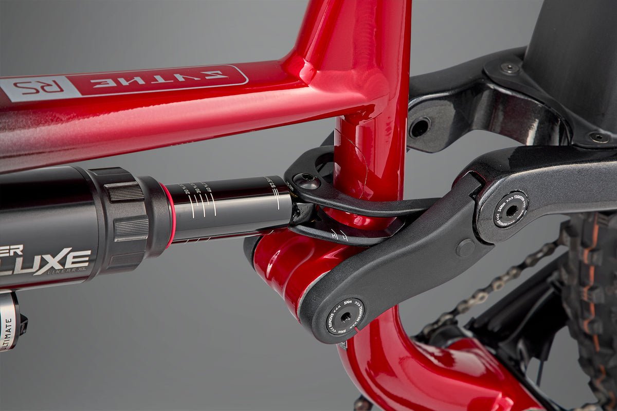 Whyte Sythe RS, Chili red, detail vahadla Shape.It Link