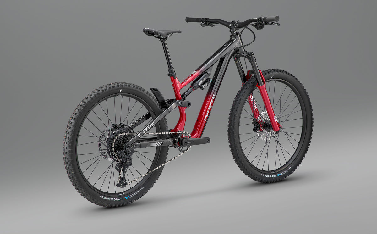 Whyte Sythe RS, Chili red, zezadu ze tří čtvrtin