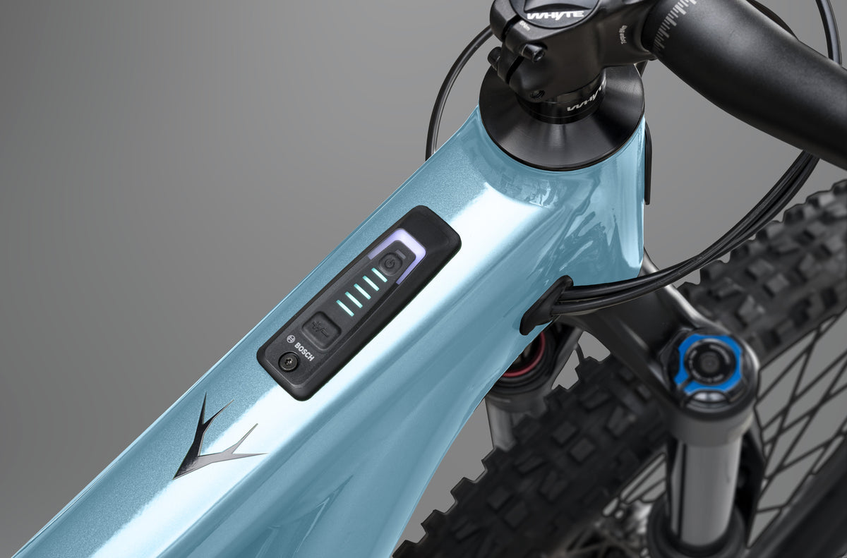 Whyte Kado S 800, Arctic blue, detail ovládání