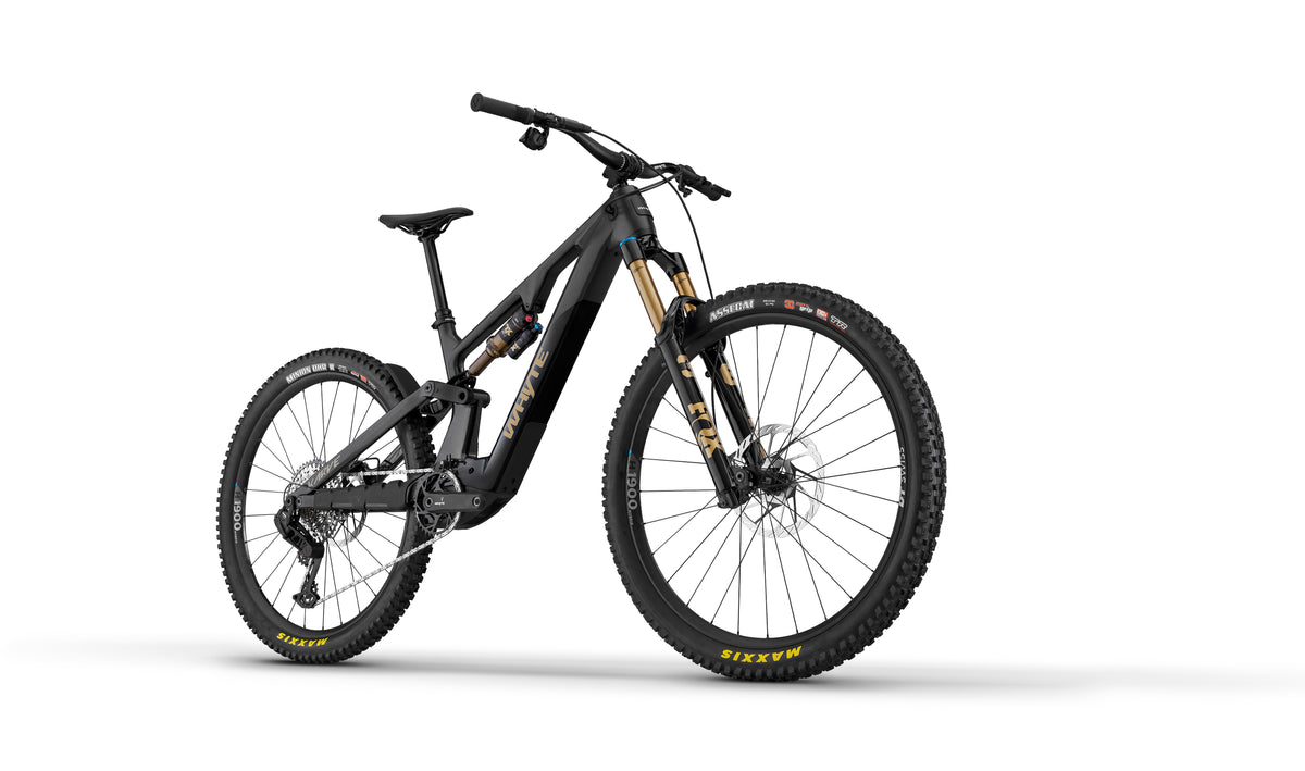 Whyte Karve RSX, Gun metal, zepředu ze tří čtvrtin