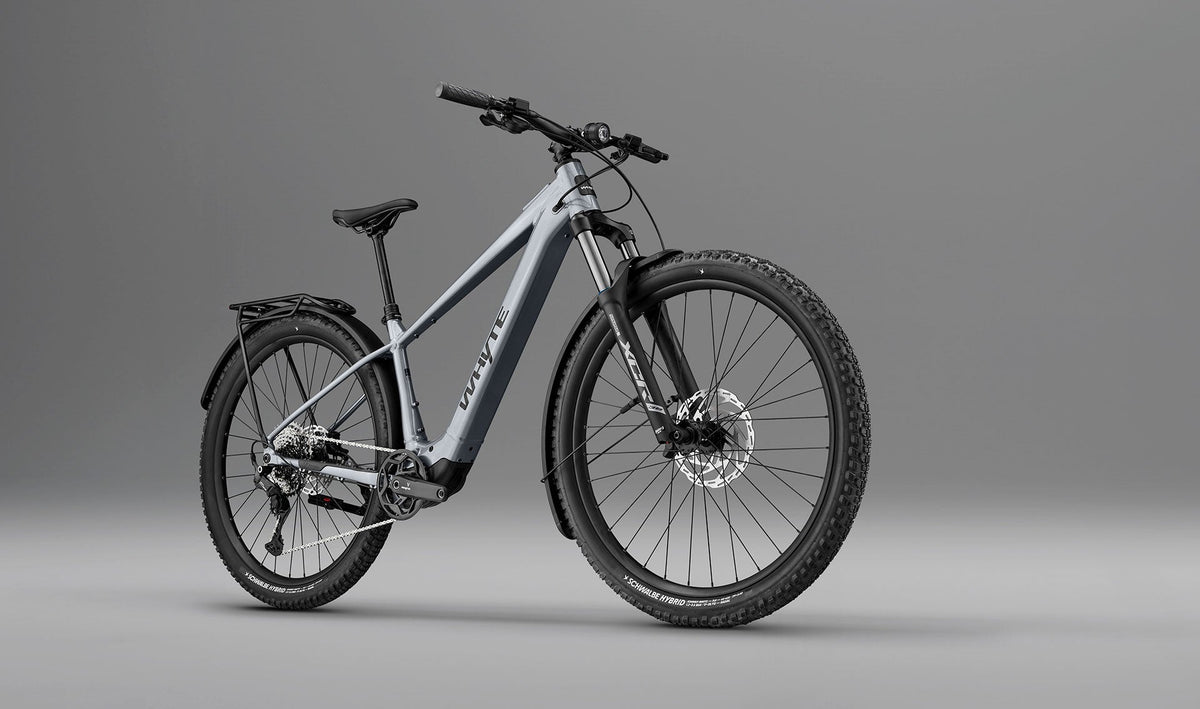 Whyte Secta E SUV, Dark silver, zepředu ze tří čtvrtin
