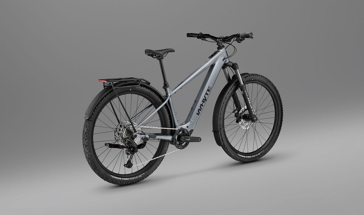 Whyte Secta E SUV, Dark silver, zezadu ze tří čtvrtin