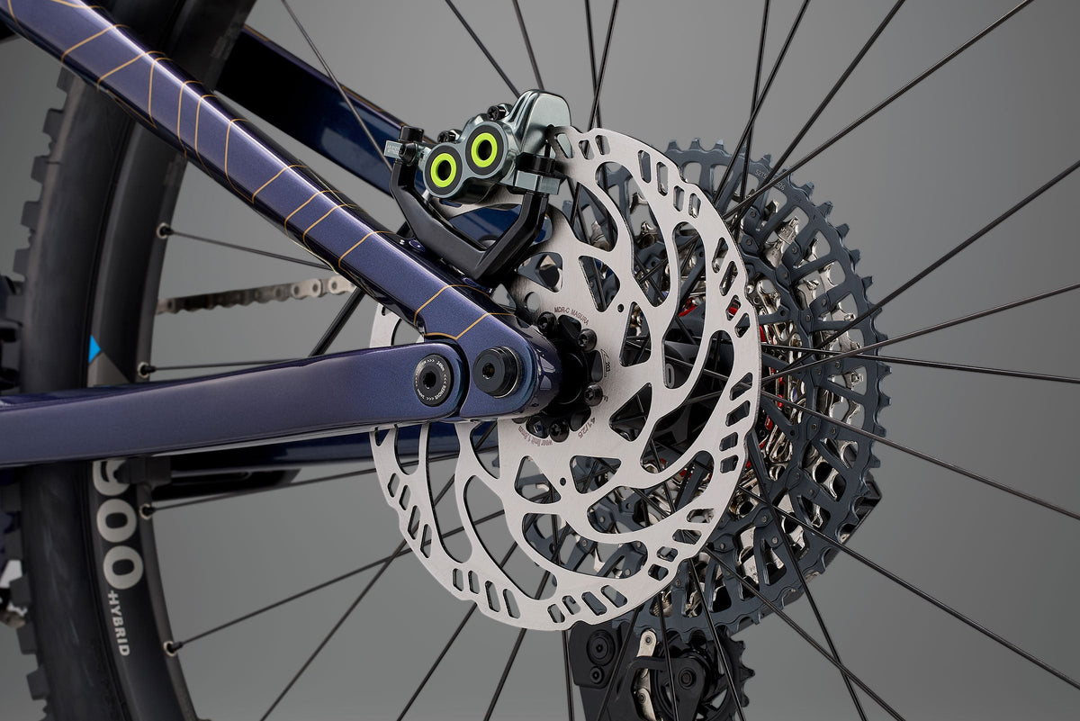 Whyte Kado RSX, Midnight blue, detail brzd
