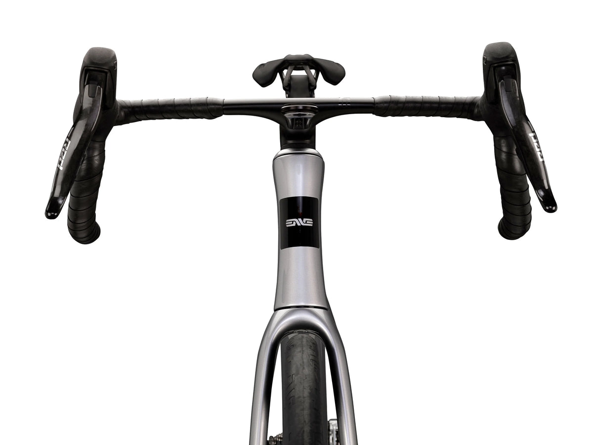 ENVE Fray, GT Silver, zepředu #Barva_GT Silver