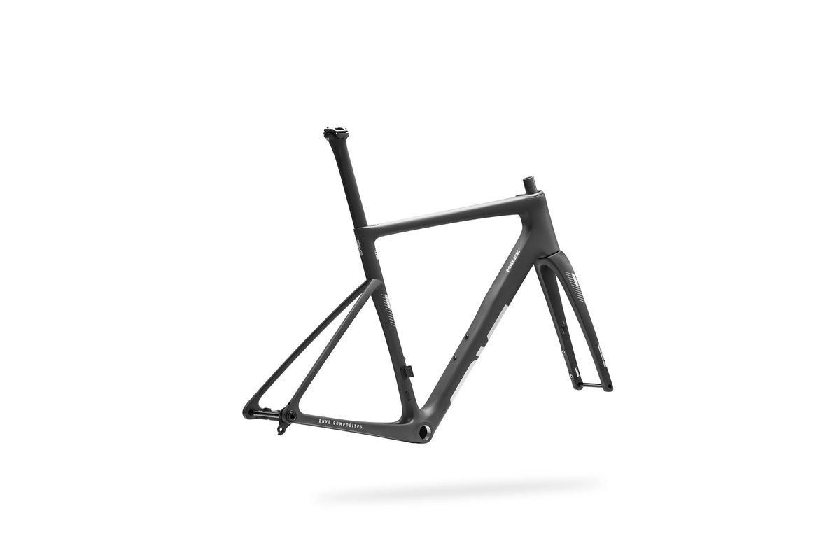 ENVE Melee v2 rámová sada, UL Black, rám ze tří čtvrtin #Barva_UL Black
