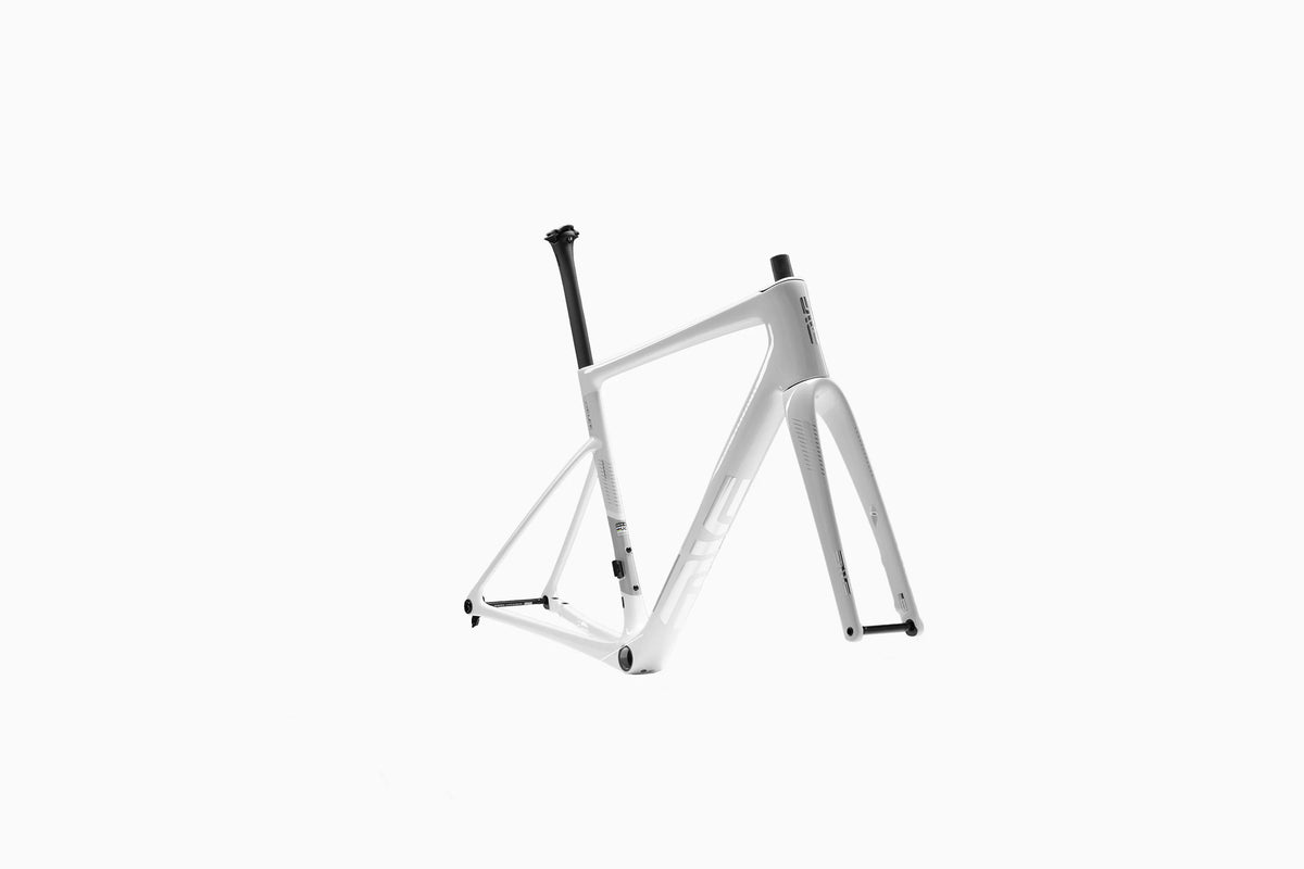 ENVE Melee v2 rámová sada, White Lightning, rám zepředu ze tří čtvrtin #Barva_White Lightning