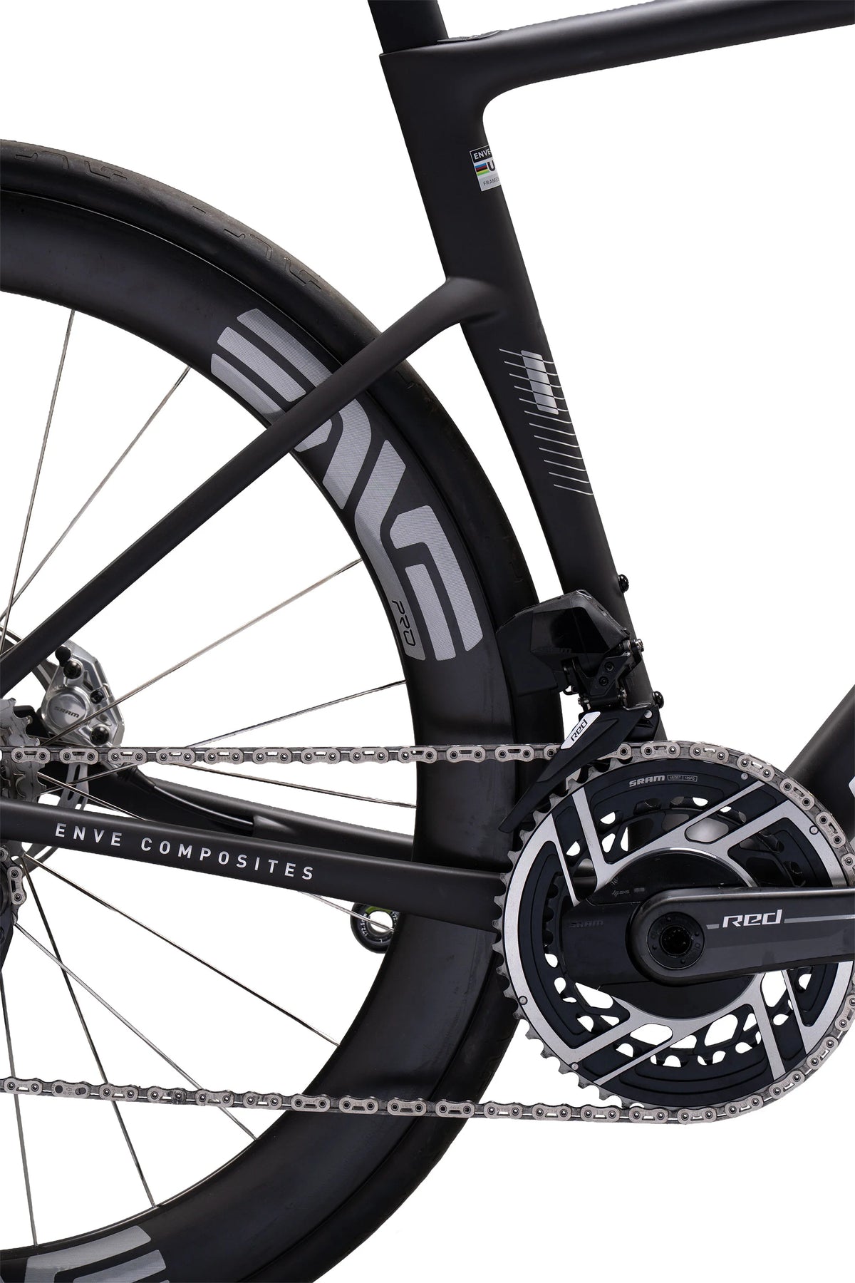 ENVE Melee v2, UL Black, detail pohonu a kliky #Barva_UL Black